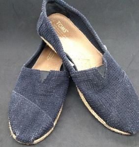 Navy Blue textured Linen TOMS classics